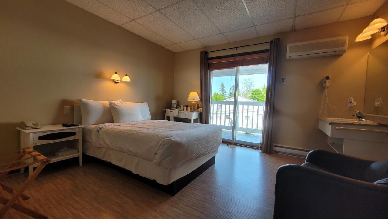 Hotel Aquamer Carleton-sur-Mer Zewnętrze zdjęcie
